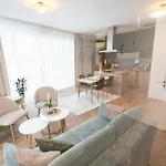 Residenz - Windbrecher - Terrasse - Sauna - Parkplatz *