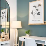 Residenz - Windbrecher - Terrasse - Sauna - Parkplatz * Бад-Цвишенан