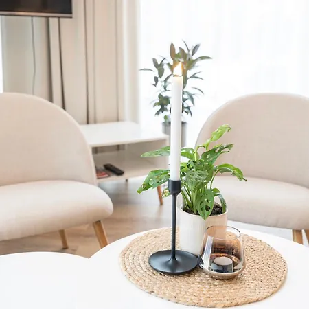 Apartament Residenz - Windbrecher - Terrasse - Sauna - Parkplatz Bad Zwischenahn