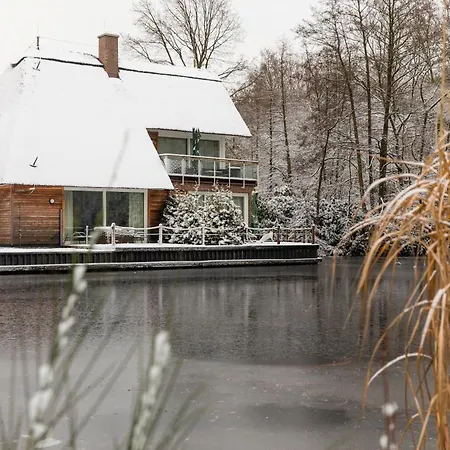 Residenz - Windbrecher - Terrasse - Sauna - Parkplatz Апартаменты Бад-Цвишенан
