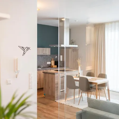 Hello Holidays Residenz - Windbrecher - Terrasse - Sauna - Parkplatz