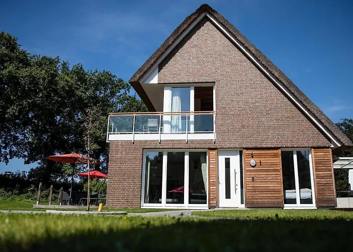 Residenz - Windbrecher - Terrasse - Sauna - Parkplatz *